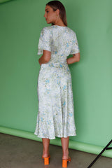Graceful Batwing Sleeve Midi Dress Floral Green
